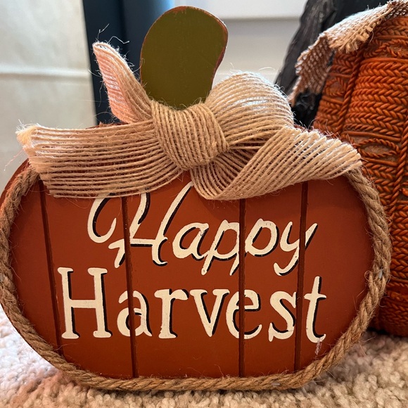 Fall Harvest Decor Bundle - Picture 2 of 11
